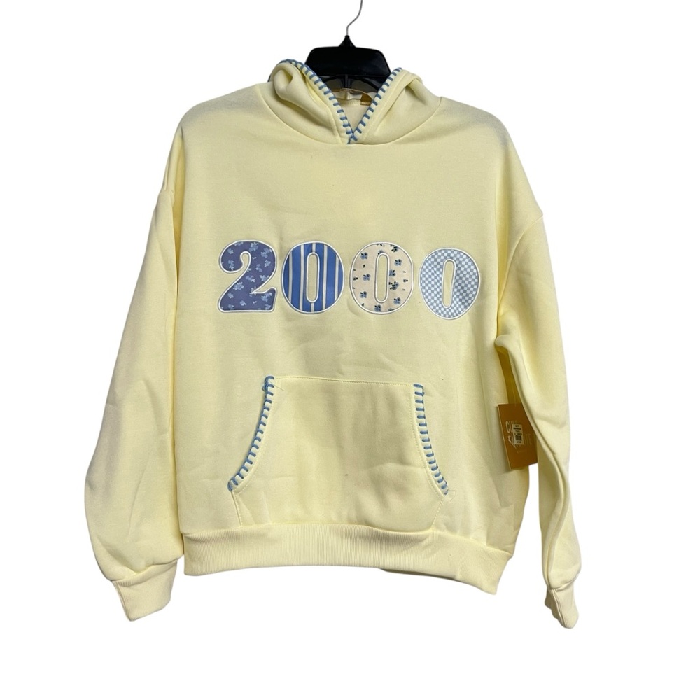 NWT Yellow Pullover Hoodie with Floral 2000 Graphic Sweatshirt‎ Sweater